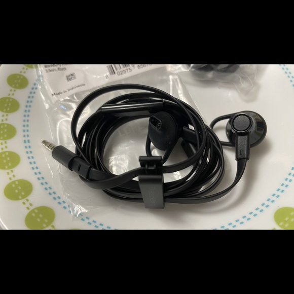 📱Blackberry Classic Accessories 4 Piece Bundle - Picture 7 of 9